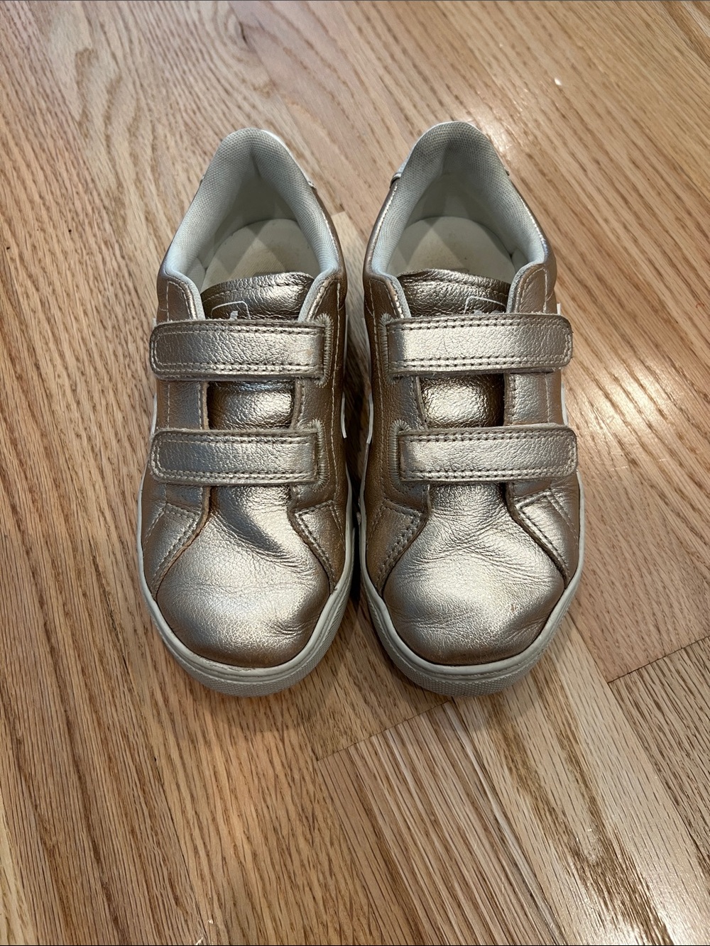 Veja Kids Metallic Gold Velcro Sneaker